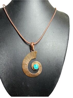 Turquoise Accent Spiral Pendant Necklace - solid Cooper